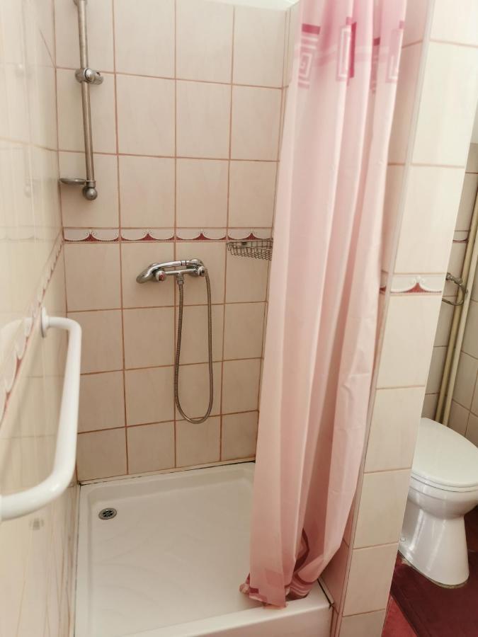 Kis Rigó vendégház Salgótarján Esterno foto